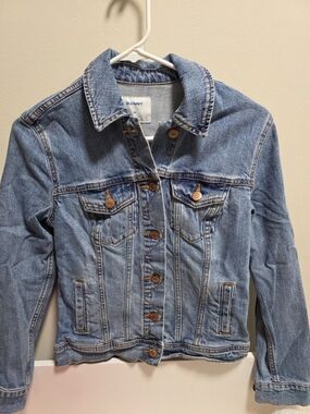 Old Navy Light Blue Denim Trucker Jacket - Women's